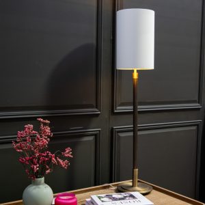 Tirso bordlampe med skjerm