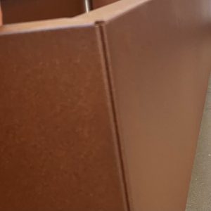 Utstyr til plantekasse – Paneler – Lakk rust 40×25 cm – 2 pk. BEDD (30-015R)